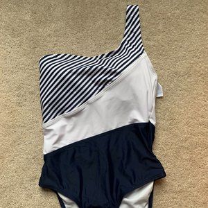 Target one-piece, medium